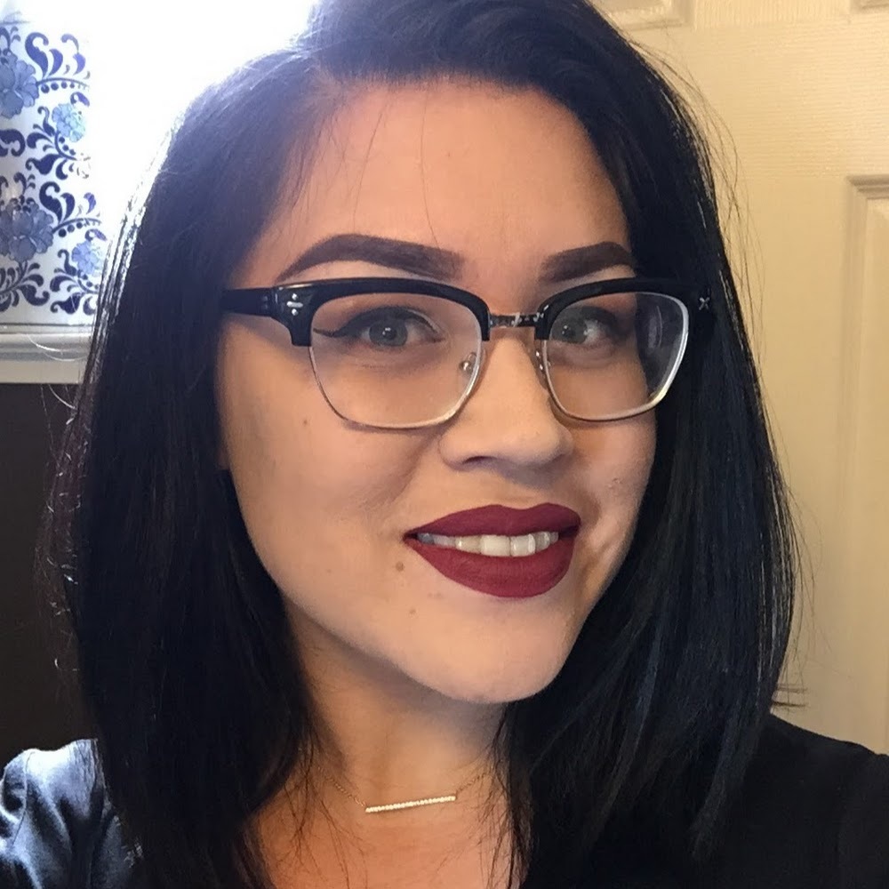 Meet your Posher, Kassandra